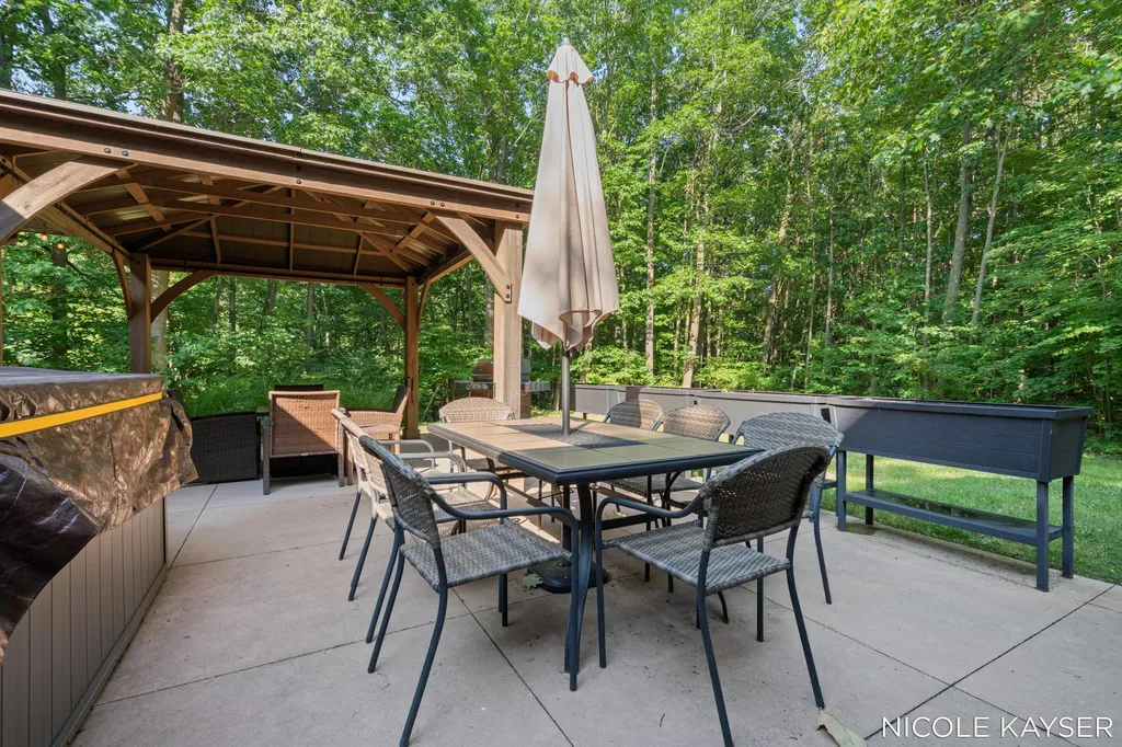 2847 63rd Street Saugatuck Township MI 49408