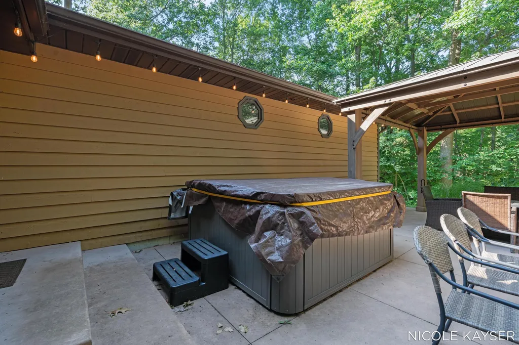 2847 63rd Street Saugatuck Township MI 49408