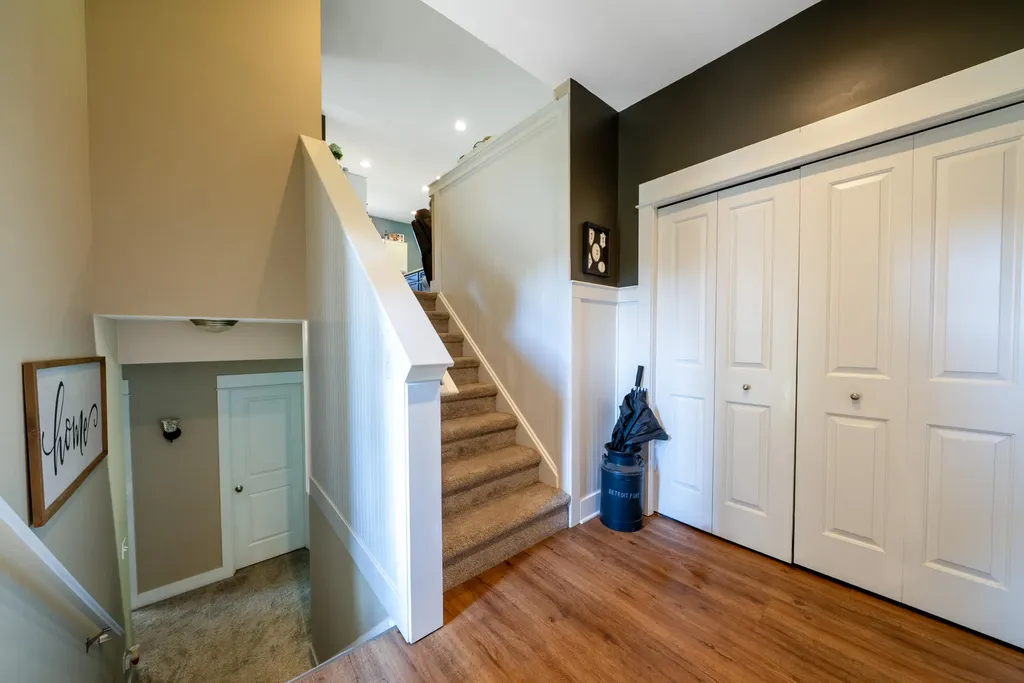 2198 Applegate Drive NW Walker City MI 49534