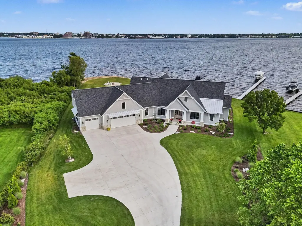 1019 Moorings Court North Muskegon City MI 49445