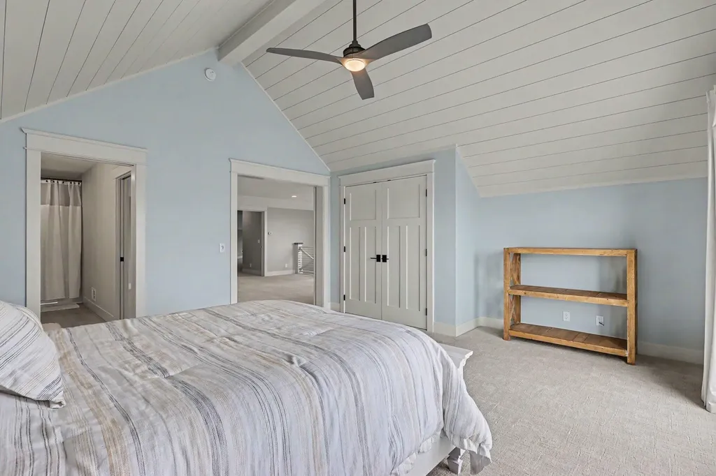 1019 Moorings Court North Muskegon City MI 49445