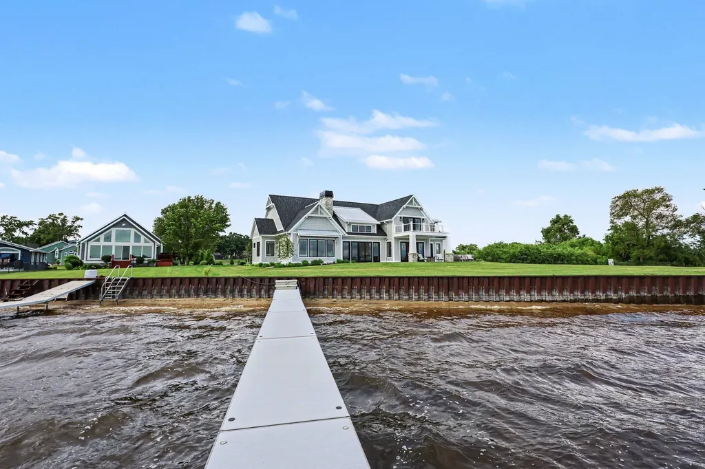 1019 Moorings Court North Muskegon City MI 49445