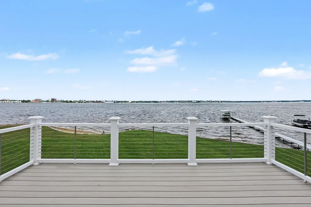 1019 Moorings Court North Muskegon City MI 49445
