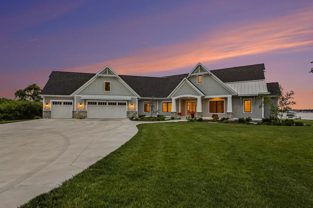 1019 Moorings Court North Muskegon City MI 49445