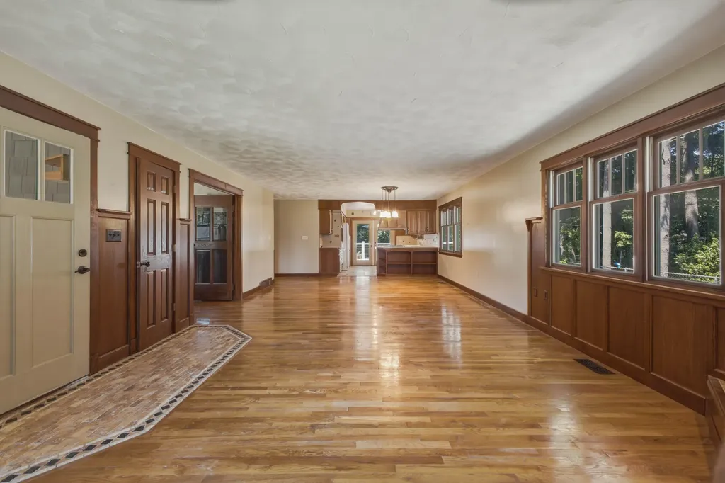2022 W Swanson Court Fruitport Charter Township MI 49444