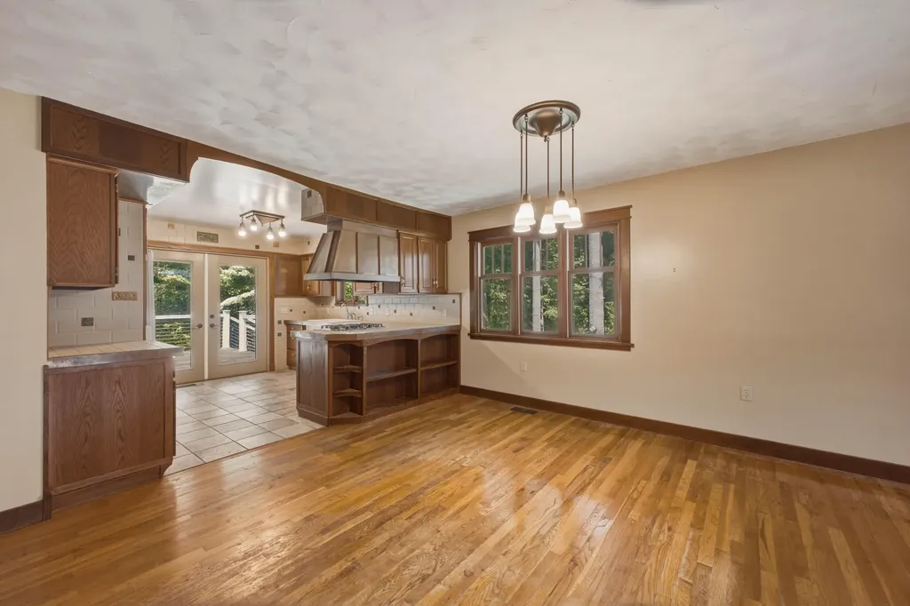 2022 W Swanson Court Fruitport Charter Township MI 49444