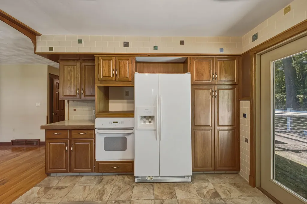 2022 W Swanson Court Fruitport Charter Township MI 49444