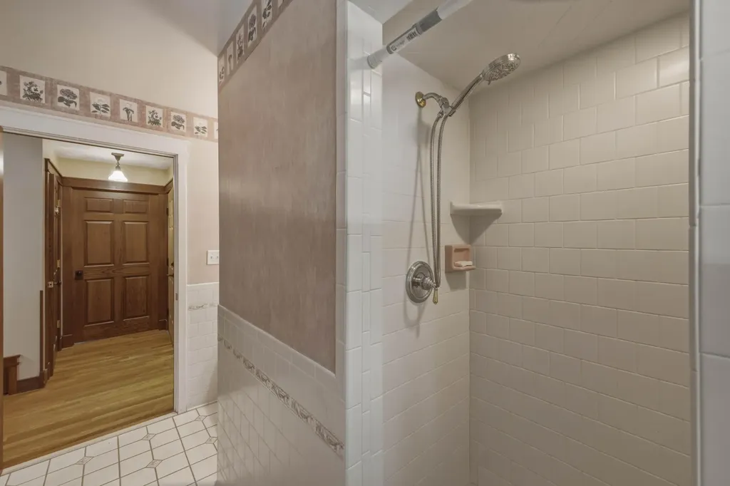 2022 W Swanson Court Fruitport Charter Township MI 49444