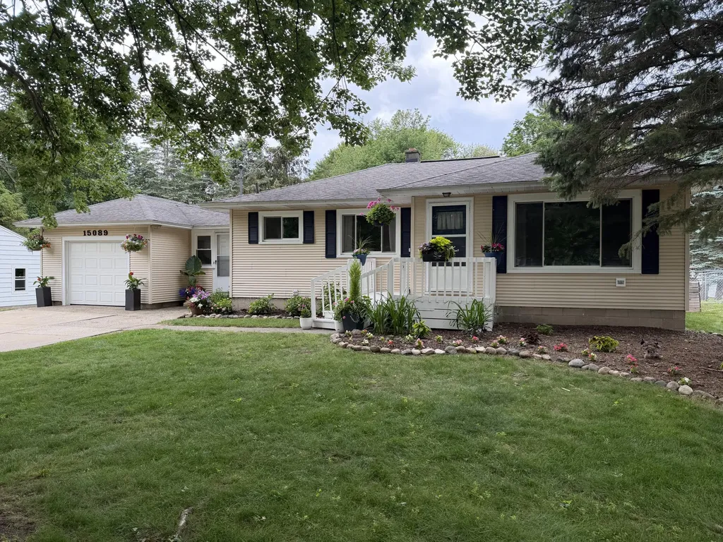 15089 178th Avenue Grand Haven Charter Township MI 49417