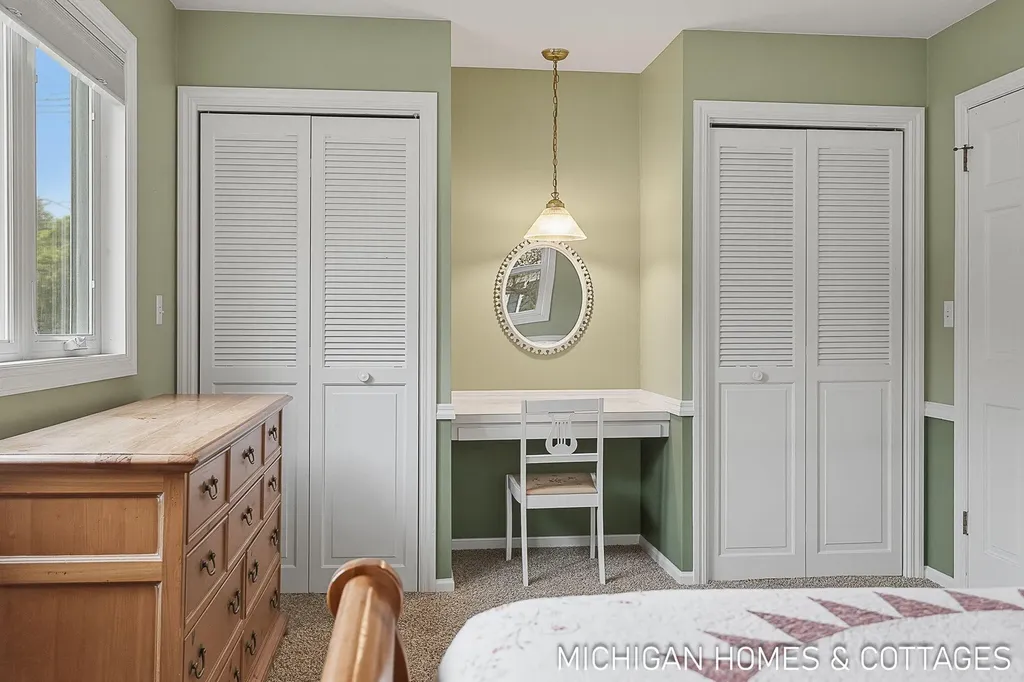 593 Alice Avenue Zeeland City MI 49464