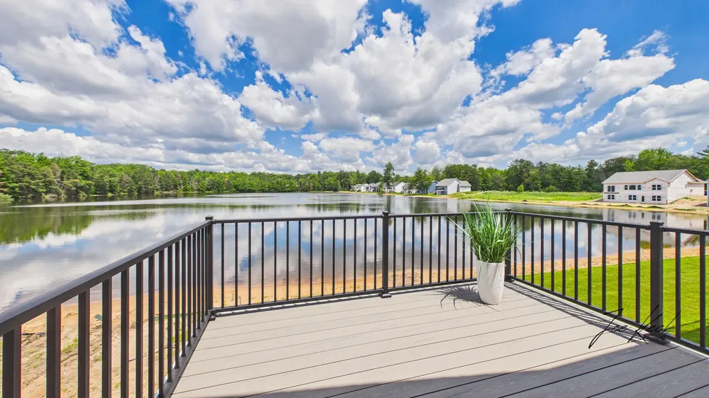 1528 Wilson Road Norton Shores City MI 49456