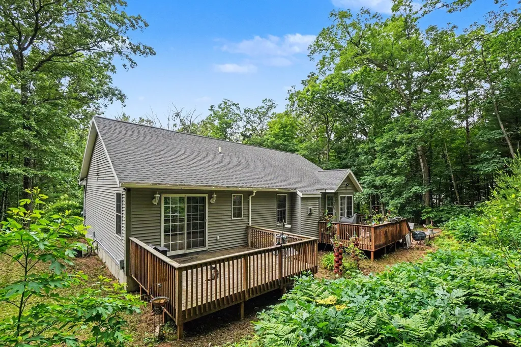 4260 Obenauf Road Cedar Creek Township MI 49457