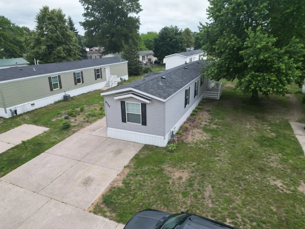 9020 4 Winds Lane W Olive Township MI 49460