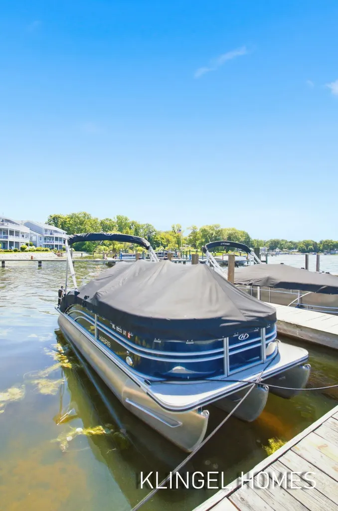 17528 N Fruitport Road Spring Lake Township MI 49456