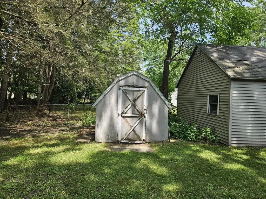 533 Seminole Road Norton Shores City MI 49444