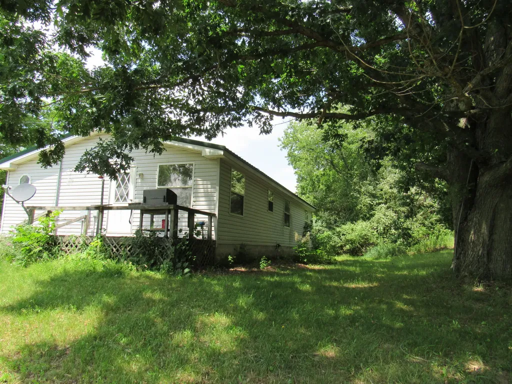 710 N 204th Avenue Leavitt Township MI 49421
