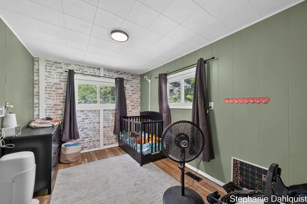 4622 E Apple Avenue Egelston Township MI 49442