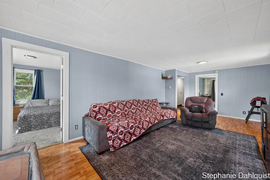 4622 E Apple Avenue Egelston Township MI 49442