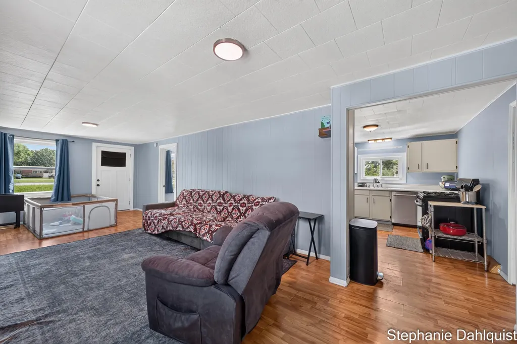 4622 E Apple Avenue Egelston Township MI 49442