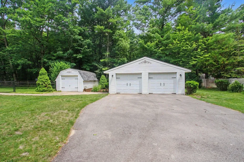 850 W Michillinda Road Dalton Township MI 49445