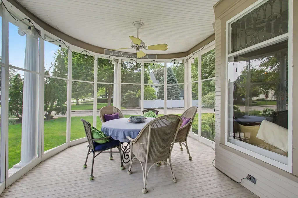 360 E Central Avenue Zeeland City MI 49464