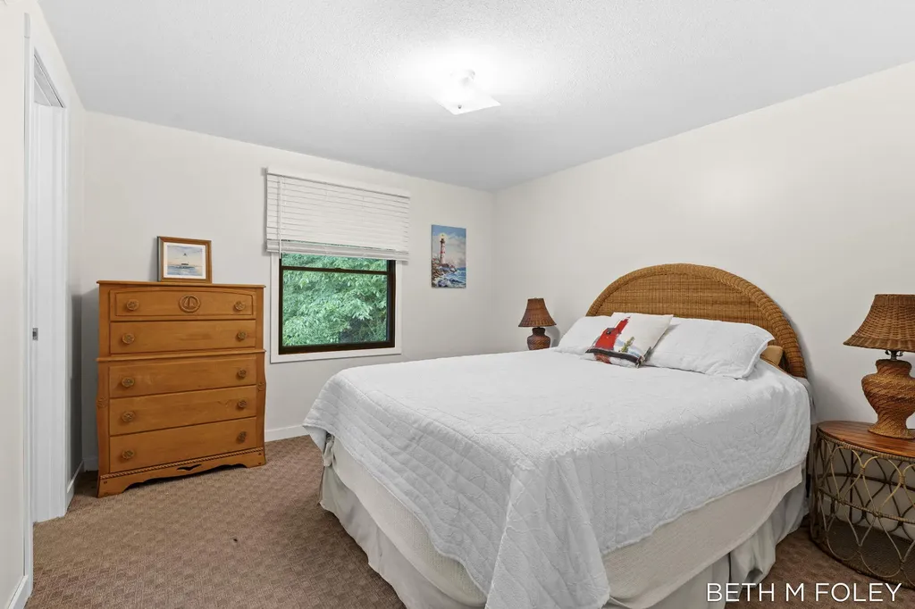 692 Mt Pisgah Boulevard Park Township MI 49424
