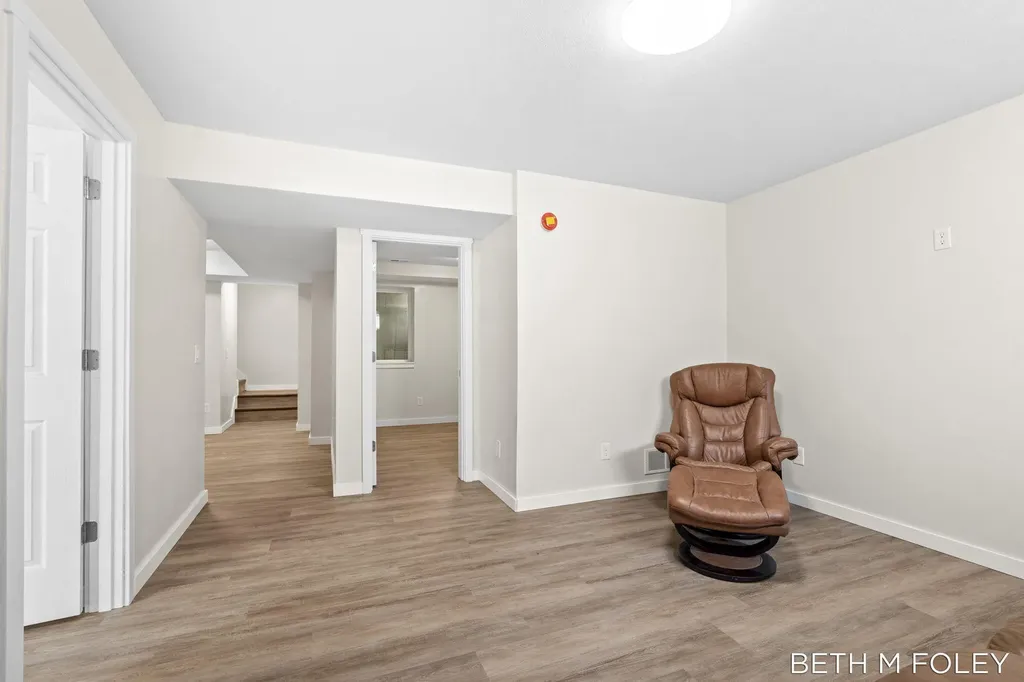 692 Mt Pisgah Boulevard Park Township MI 49424