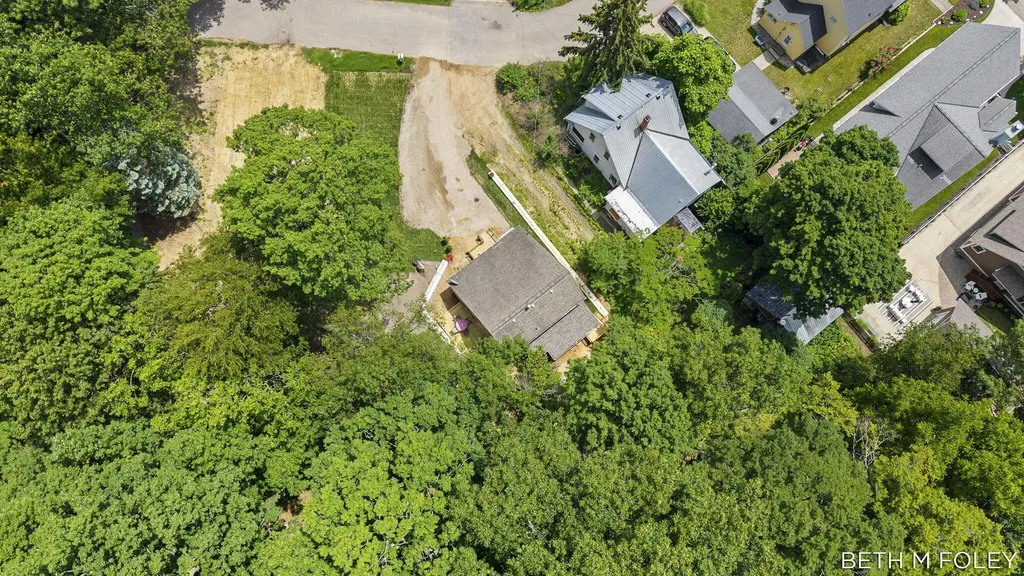 692 Mt Pisgah Boulevard Park Township MI 49424