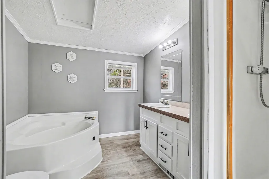 9137 Pine Lake Court Olive Township MI 49460