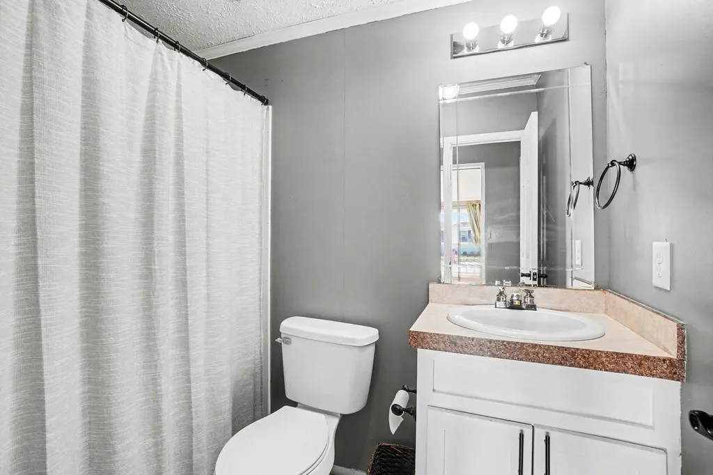9137 Pine Lake Court Olive Township MI 49460