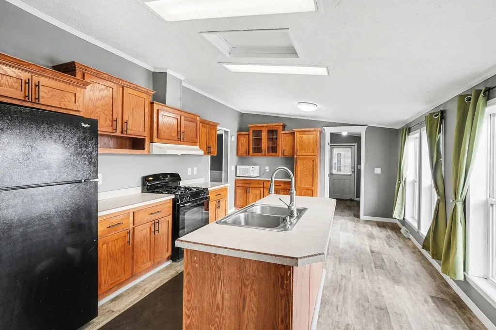 9137 Pine Lake Court Olive Township MI 49460