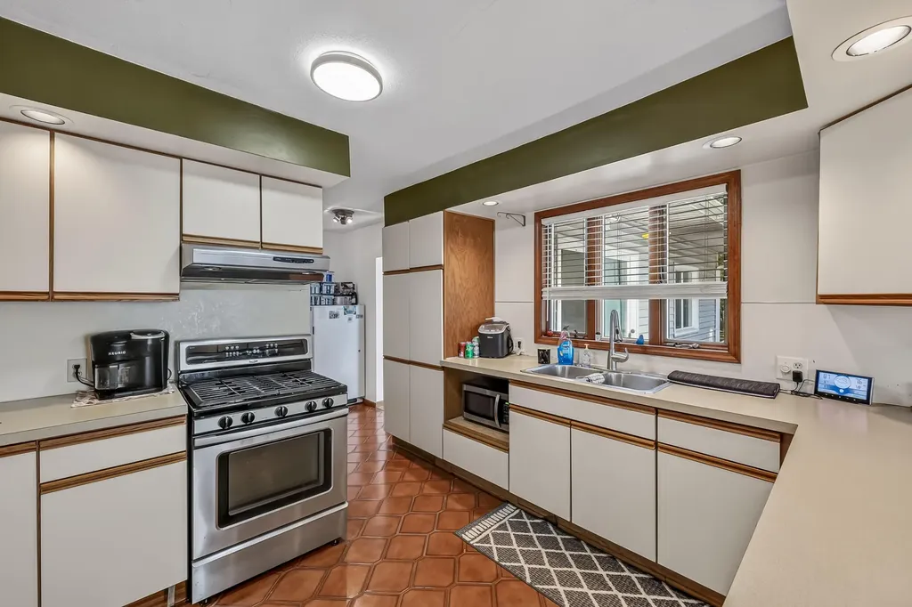 4945 Wilcox Street Montague City MI 49437