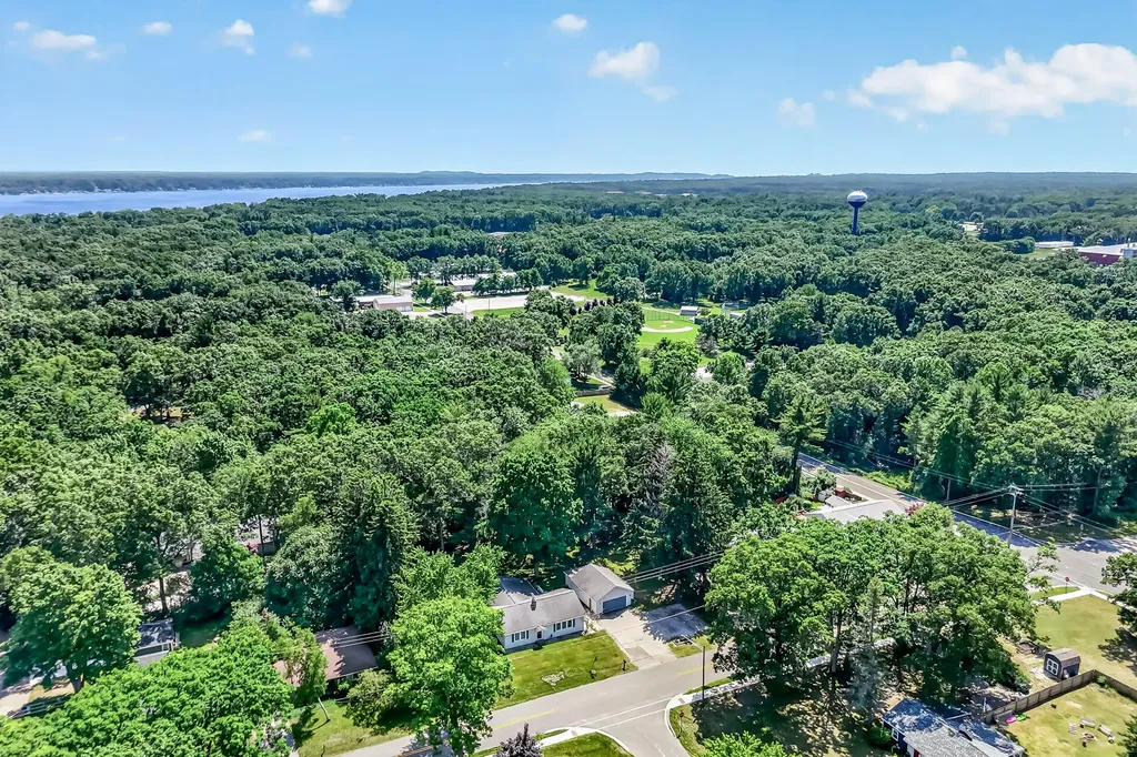 4945 Wilcox Street Montague City MI 49437