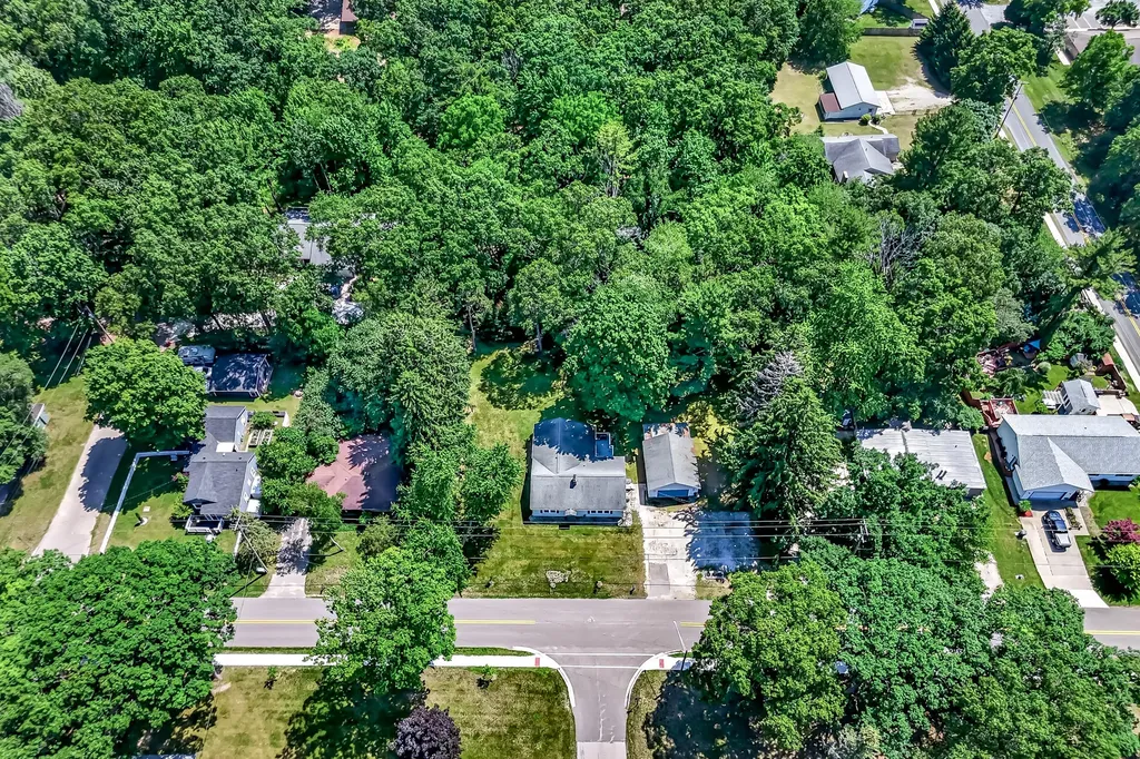 4945 Wilcox Street Montague City MI 49437