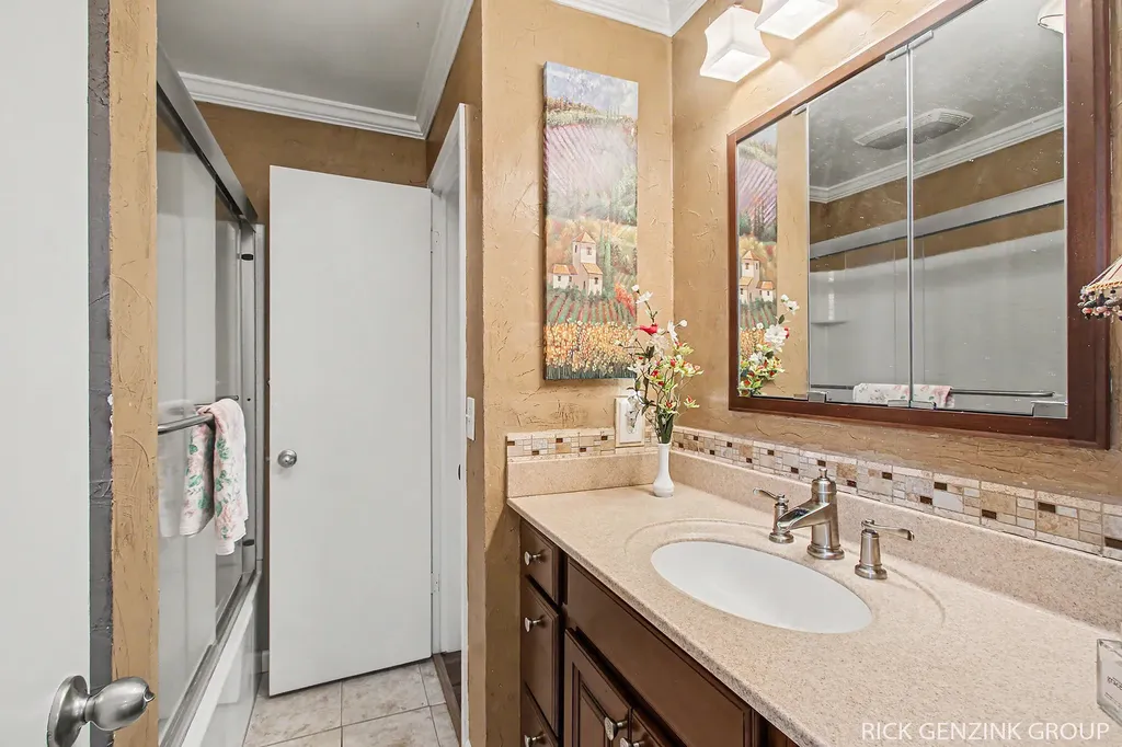 7747 Park Lane Avenue Georgetown Charter Township MI 49428