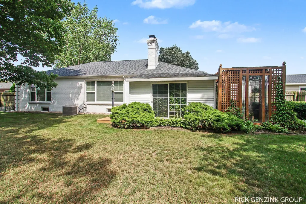 7747 Park Lane Avenue Georgetown Charter Township MI 49428
