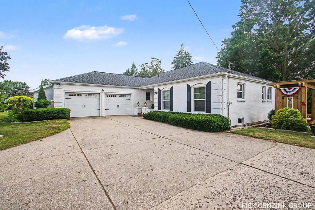 7747 Park Lane Avenue Georgetown Charter Township MI 49428