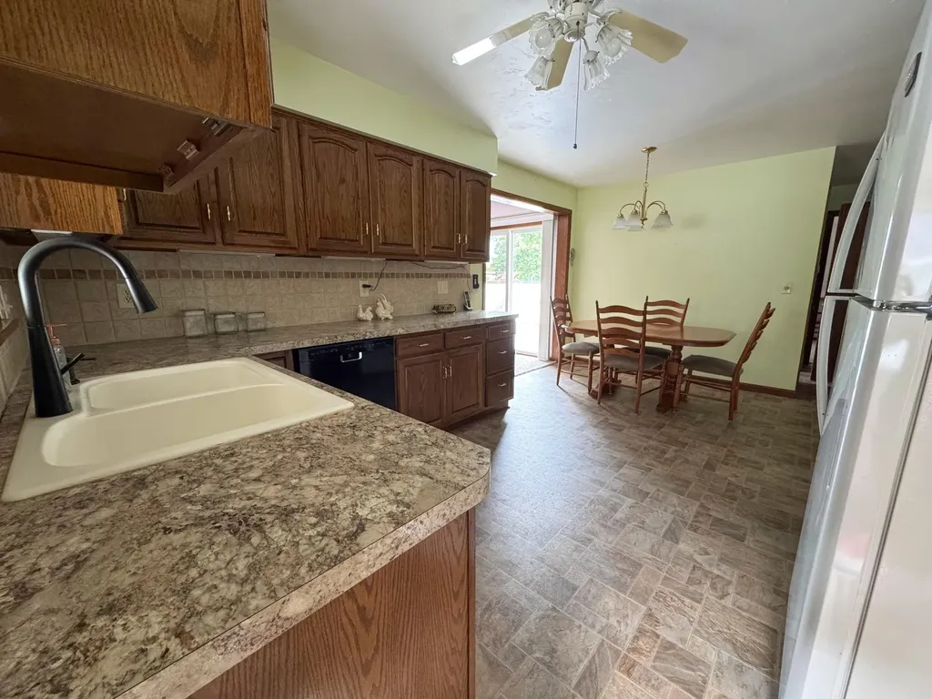 2304 Columbus Avenue Norton Shores City MI 49441
