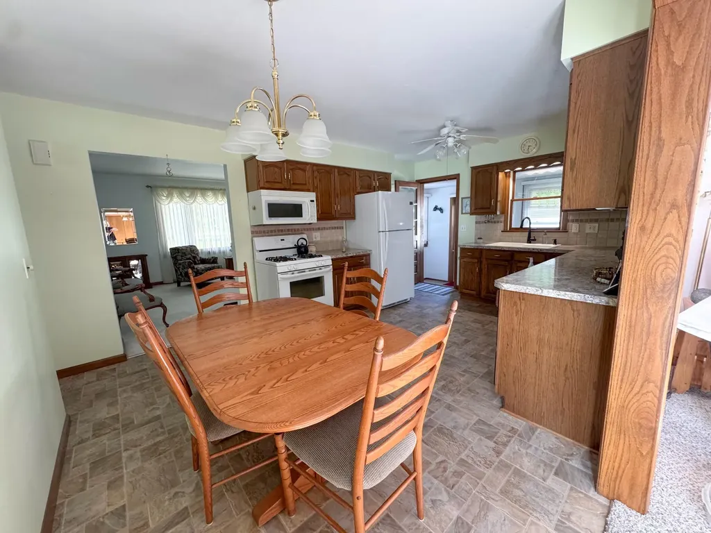 2304 Columbus Avenue Norton Shores City MI 49441