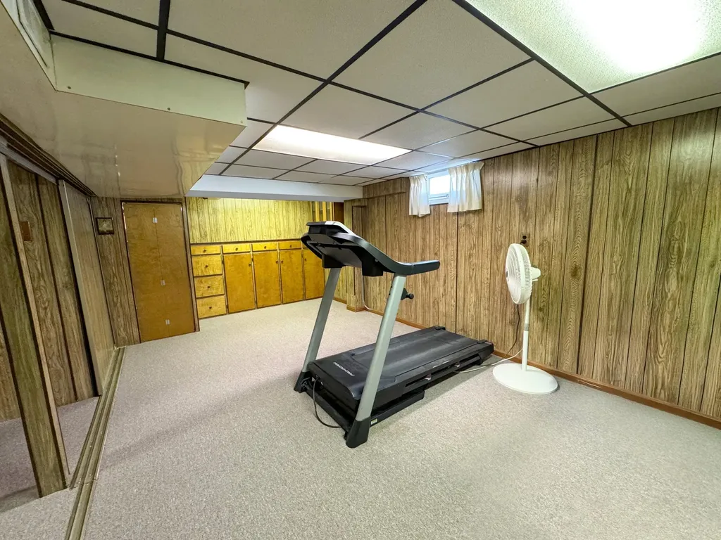 2304 Columbus Avenue Norton Shores City MI 49441