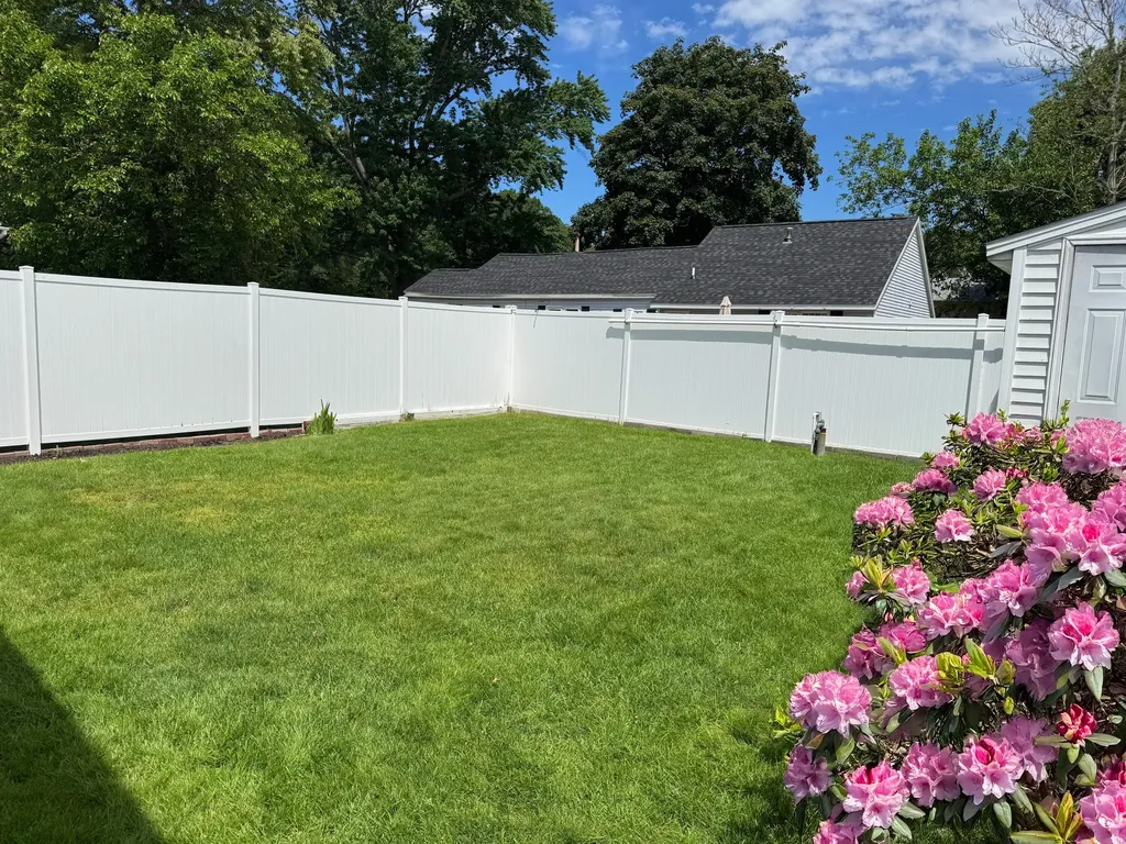2304 Columbus Avenue Norton Shores City MI 49441