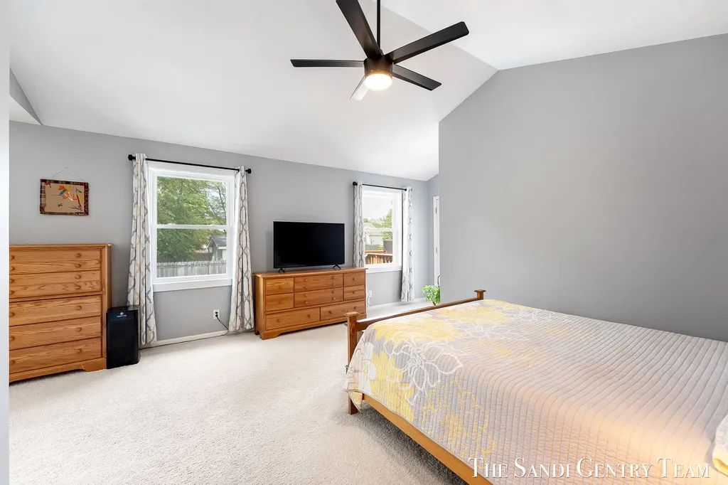 4007 Meadow Lane Fruitport Charter Township MI 49444