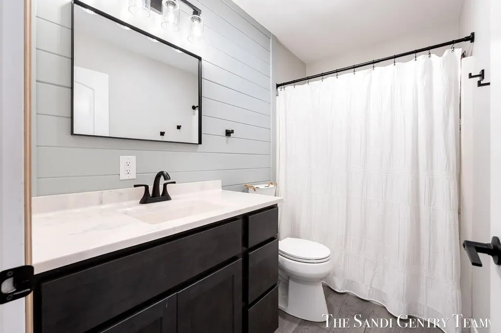 4007 Meadow Lane Fruitport Charter Township MI 49444