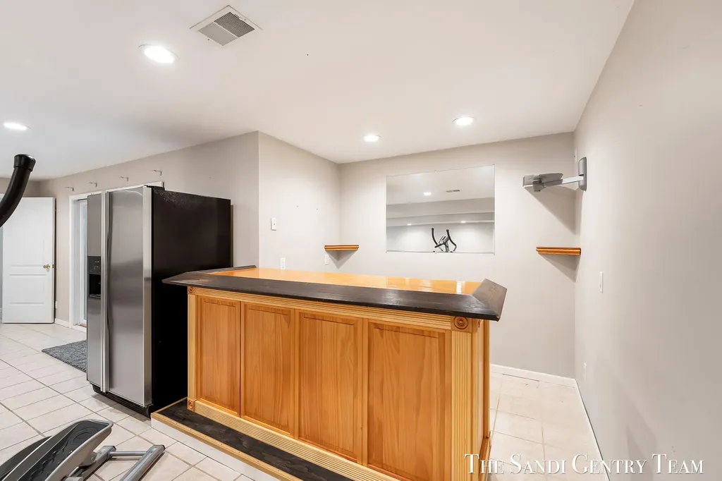 4007 Meadow Lane Fruitport Charter Township MI 49444
