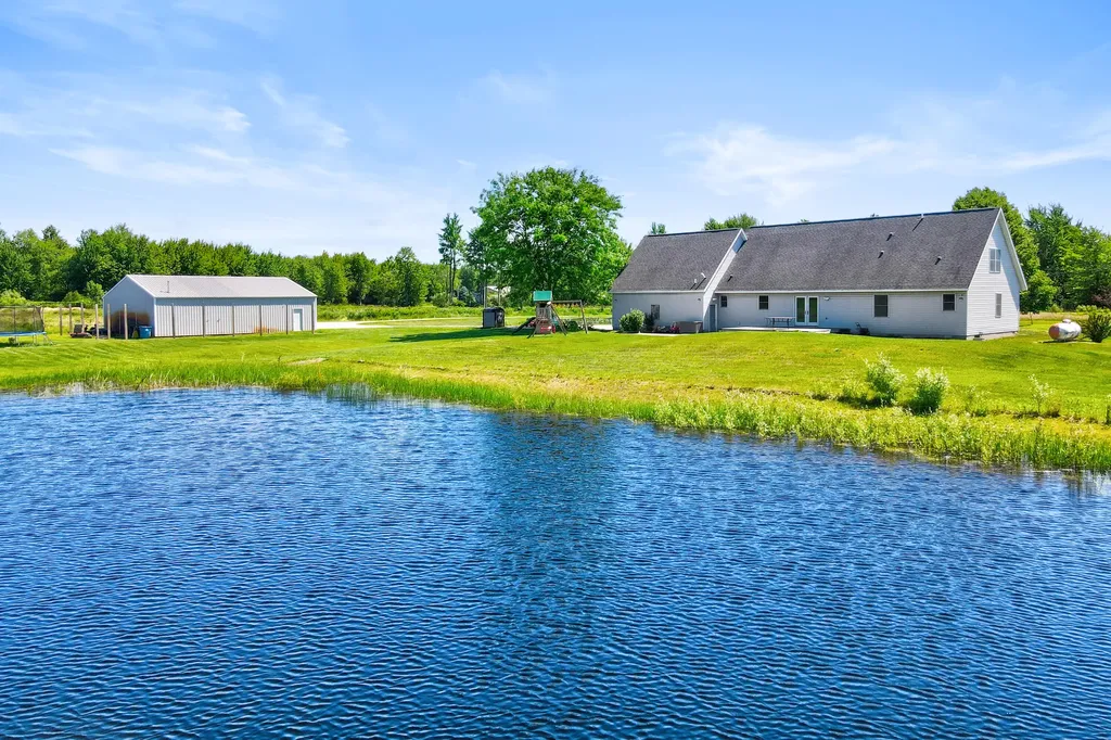 4763 Putnam Road Dalton Township MI 49445