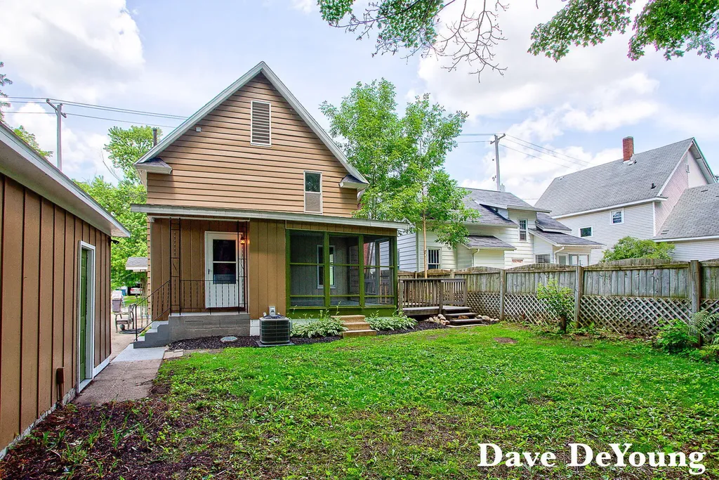 223 North Street Allegan City MI 49010