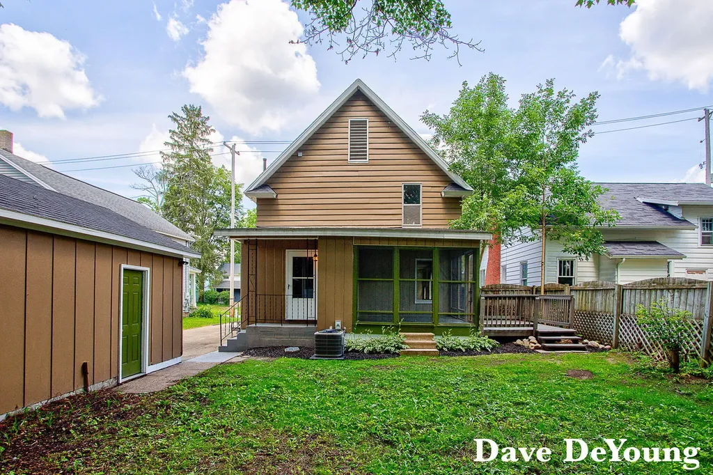 223 North Street Allegan City MI 49010