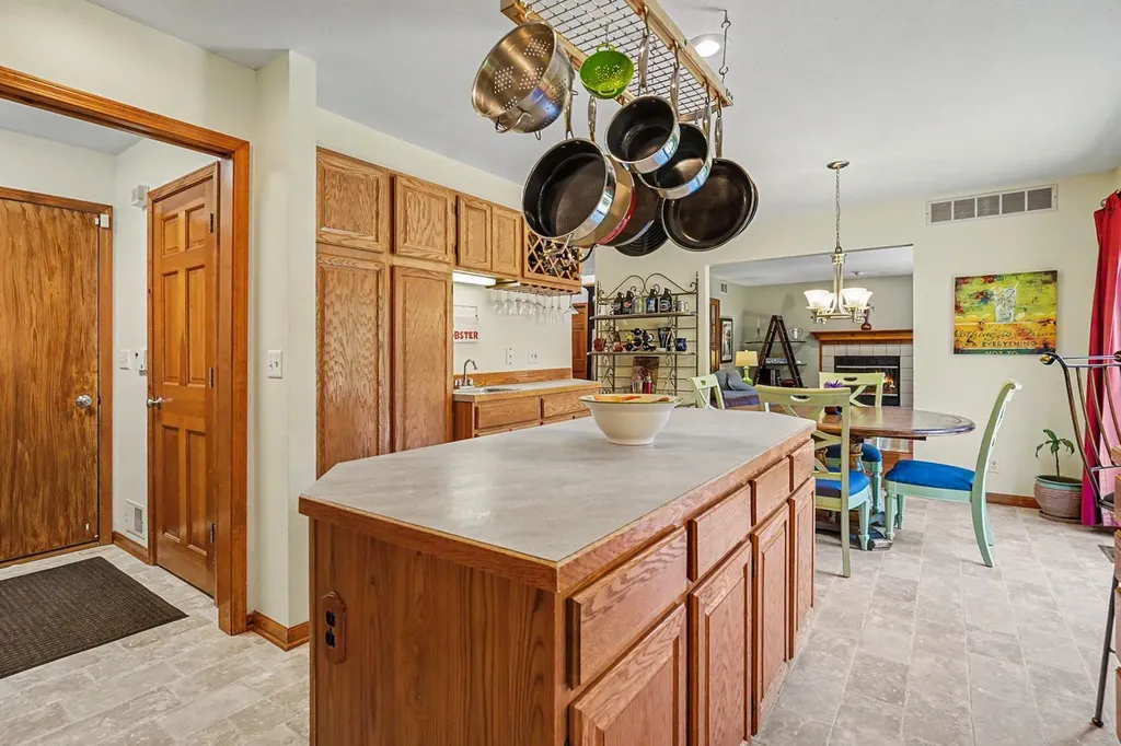 1864 Erin Isle Drive Park Township MI 49424
