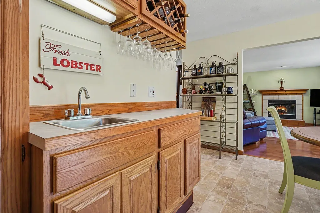 1864 Erin Isle Drive Park Township MI 49424