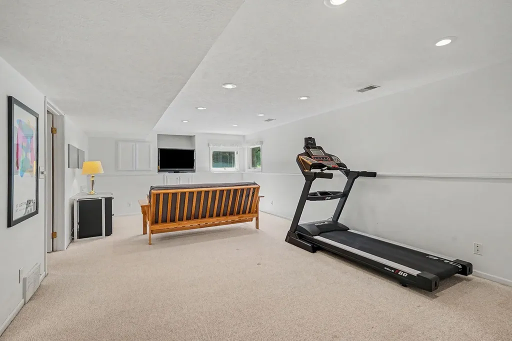 1864 Erin Isle Drive Park Township MI 49424